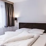 إيه كازا يوفيل شقة